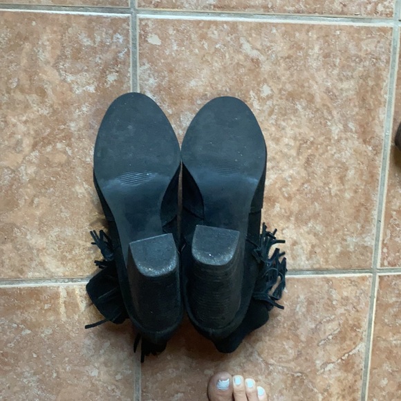 Black suede fringe detail ankle boot - Picture 3 of 4